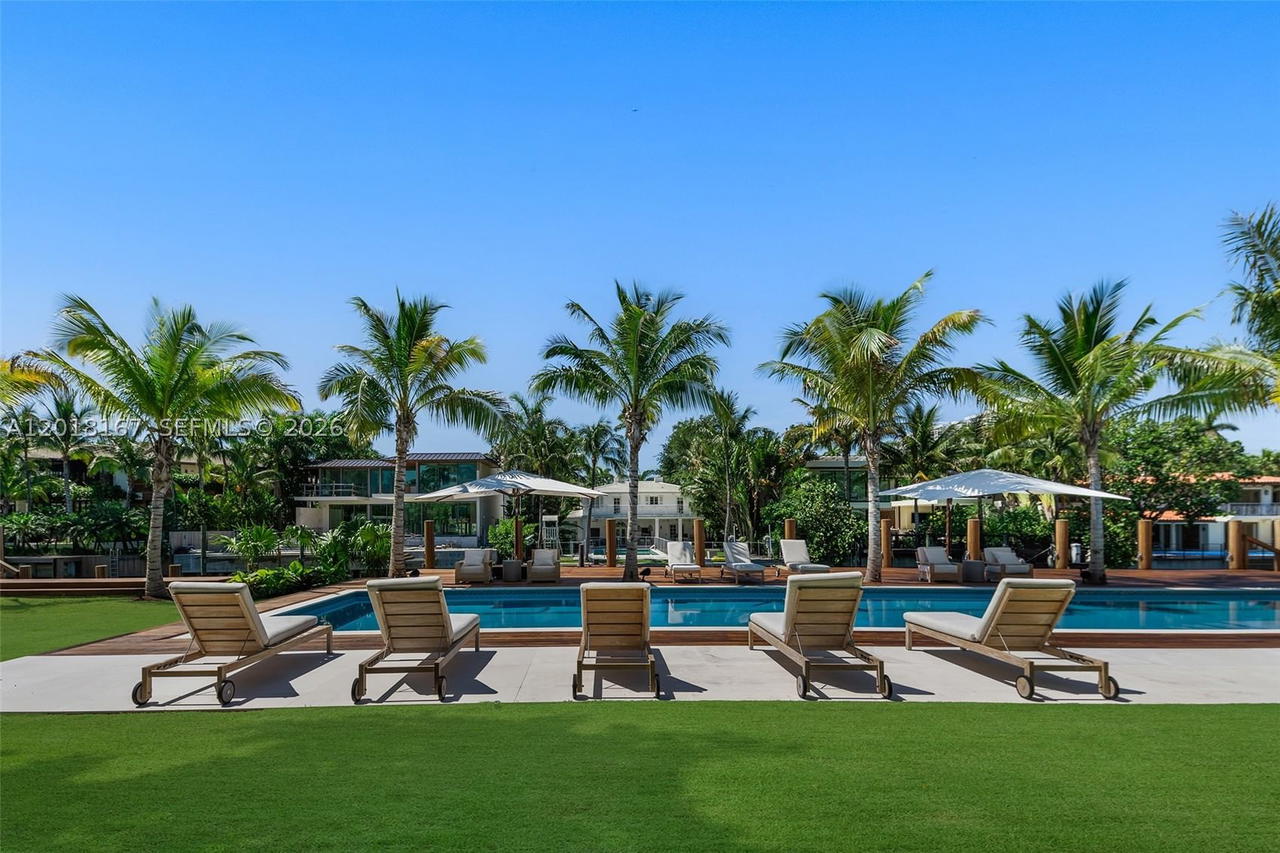 Real estate property located at 1420 23rd St, Miami-dade, Sunset Islands-island No 3, Miami Beach, FL