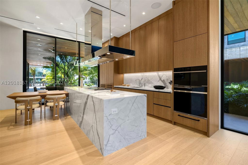 Real estate property located at 1420 23rd St, Miami-dade, Sunset Islands-island No 3, Miami Beach, FL