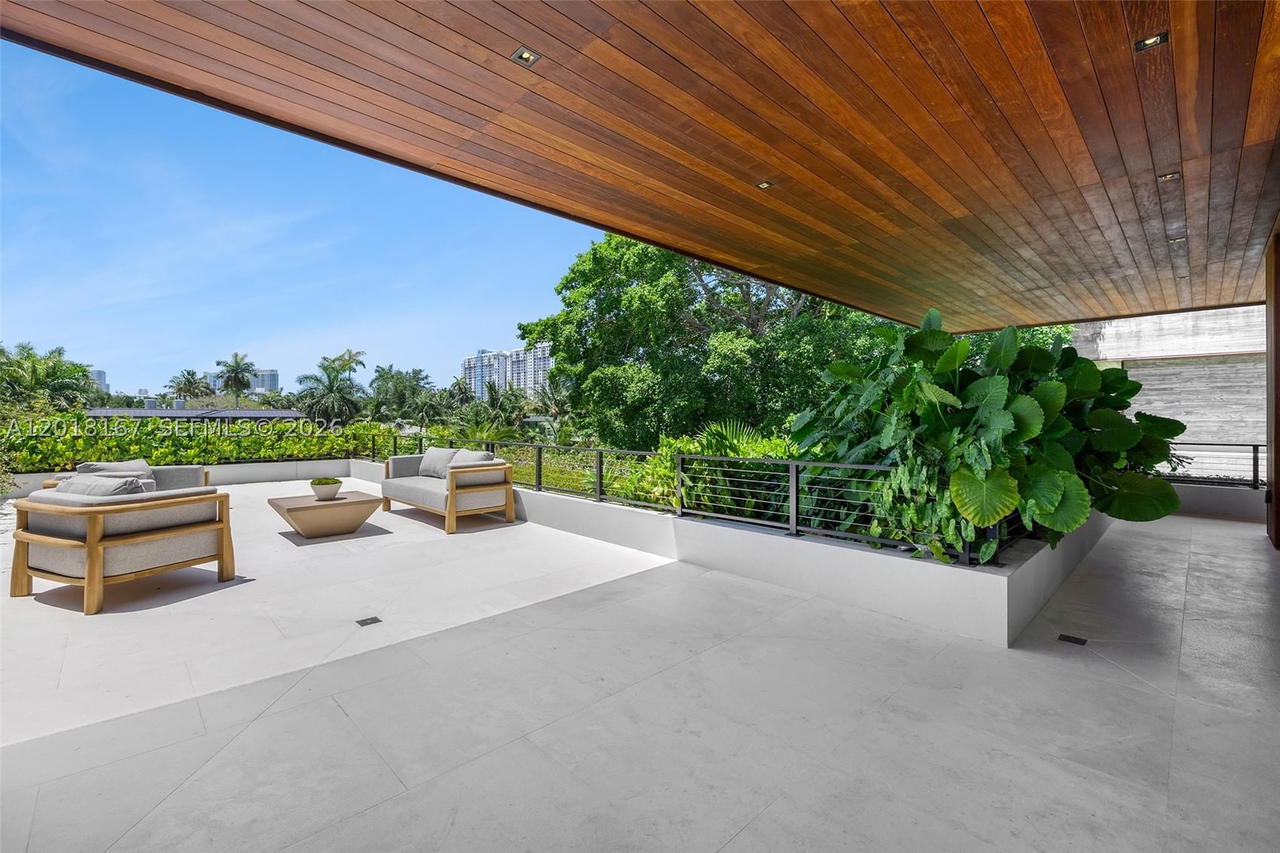 Real estate property located at 1420 23rd St, Miami-dade, Sunset Islands-island No 3, Miami Beach, FL