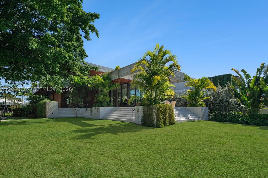 Real estate property located at 1420 23rd St, Miami-dade, Sunset Islands-island No 3, Miami Beach, FL