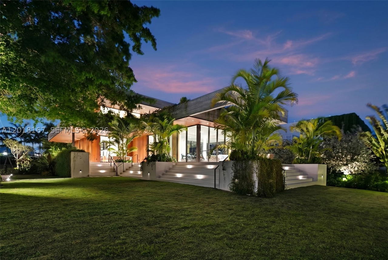 Real estate property located at 1420 23rd St, Miami-dade, Sunset Islands-island No 3, Miami Beach, FL