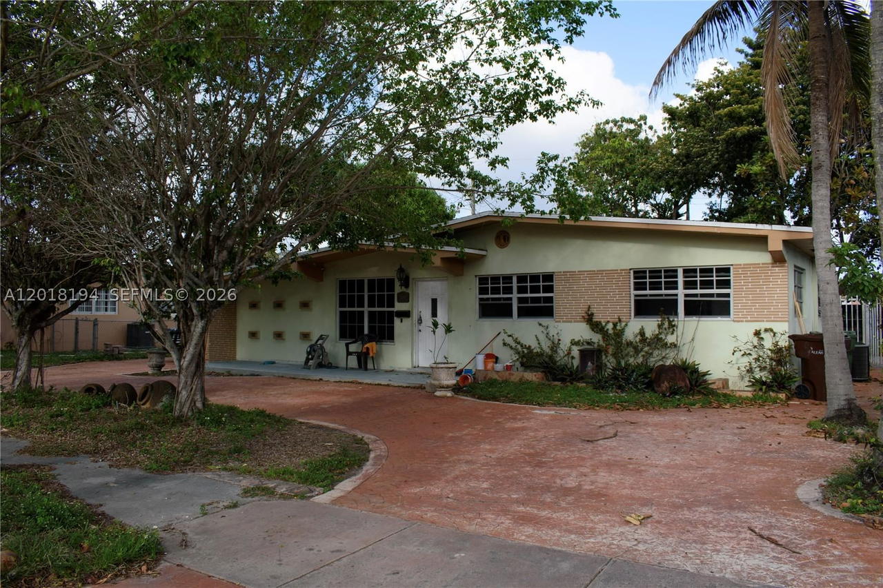 Real estate property located at 5349 14th Ln, Miami-dade, Palm Springs Ests 9th Add, Hialeah, FL