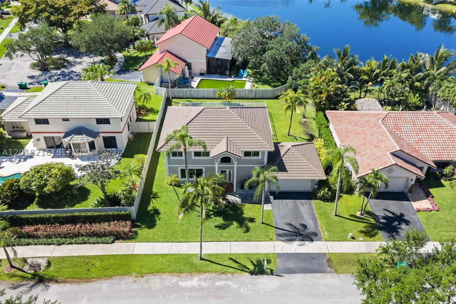 Real estate property located at 13910 Monticello St, Broward, Shenandoah Section Two, Davie, FL