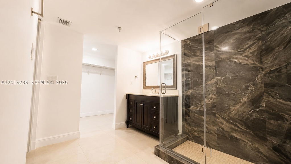 Real estate property located at 1621 Collins Ave #310, Miami-dade, The Georgian Condo, Miami Beach, FL