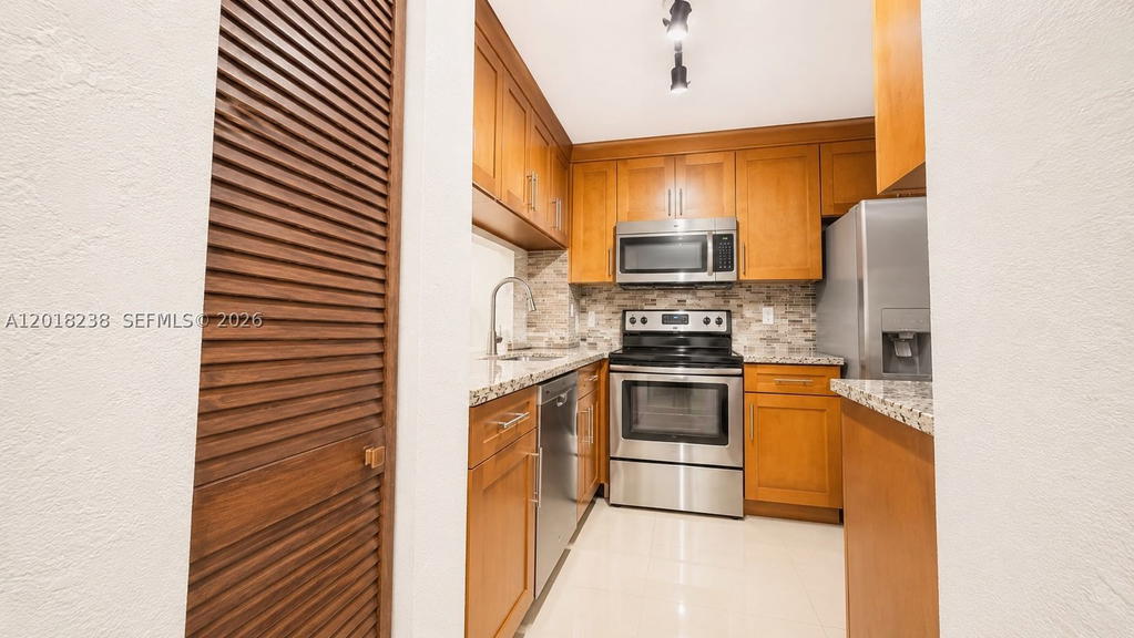 Real estate property located at 1621 Collins Ave #310, Miami-dade, The Georgian Condo, Miami Beach, FL