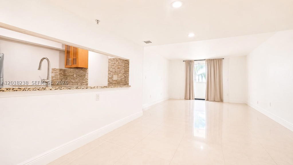 Real estate property located at 1621 Collins Ave #310, Miami-dade, The Georgian Condo, Miami Beach, FL