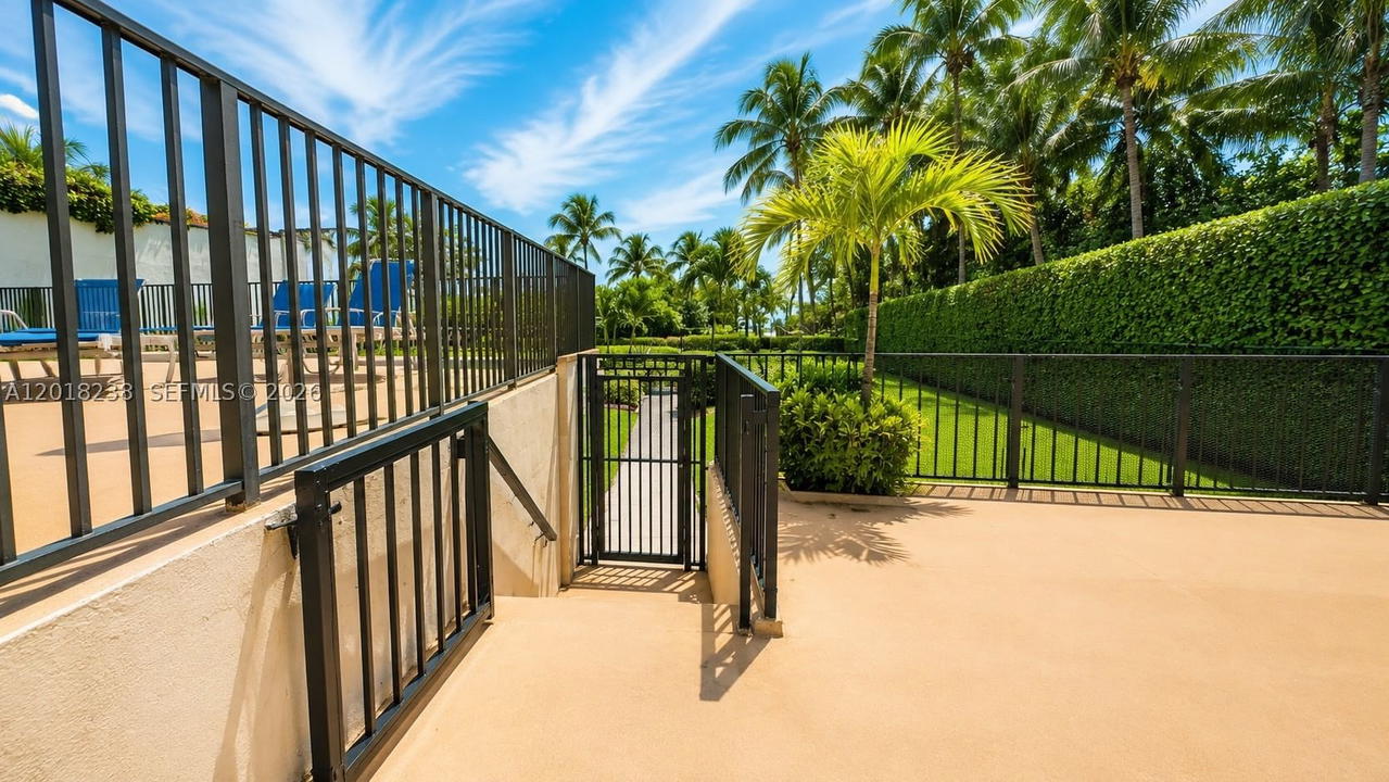 Real estate property located at 1621 Collins Ave #310, Miami-dade, The Georgian Condo, Miami Beach, FL