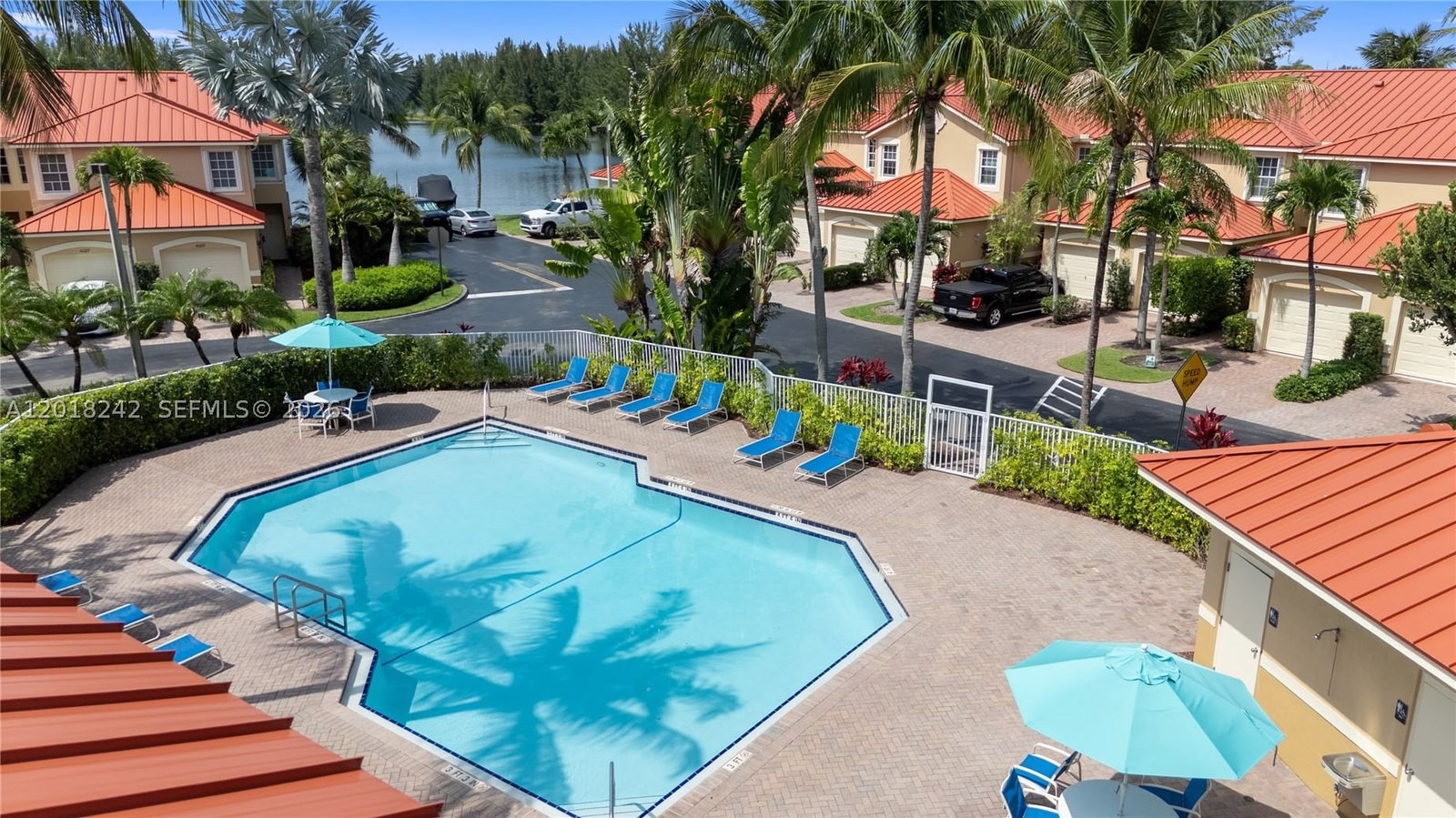 Real estate property located at 4065 Crystal Lake Dr, Broward, Crystal Lake 2nd Sec, Deerfield Beach, FL