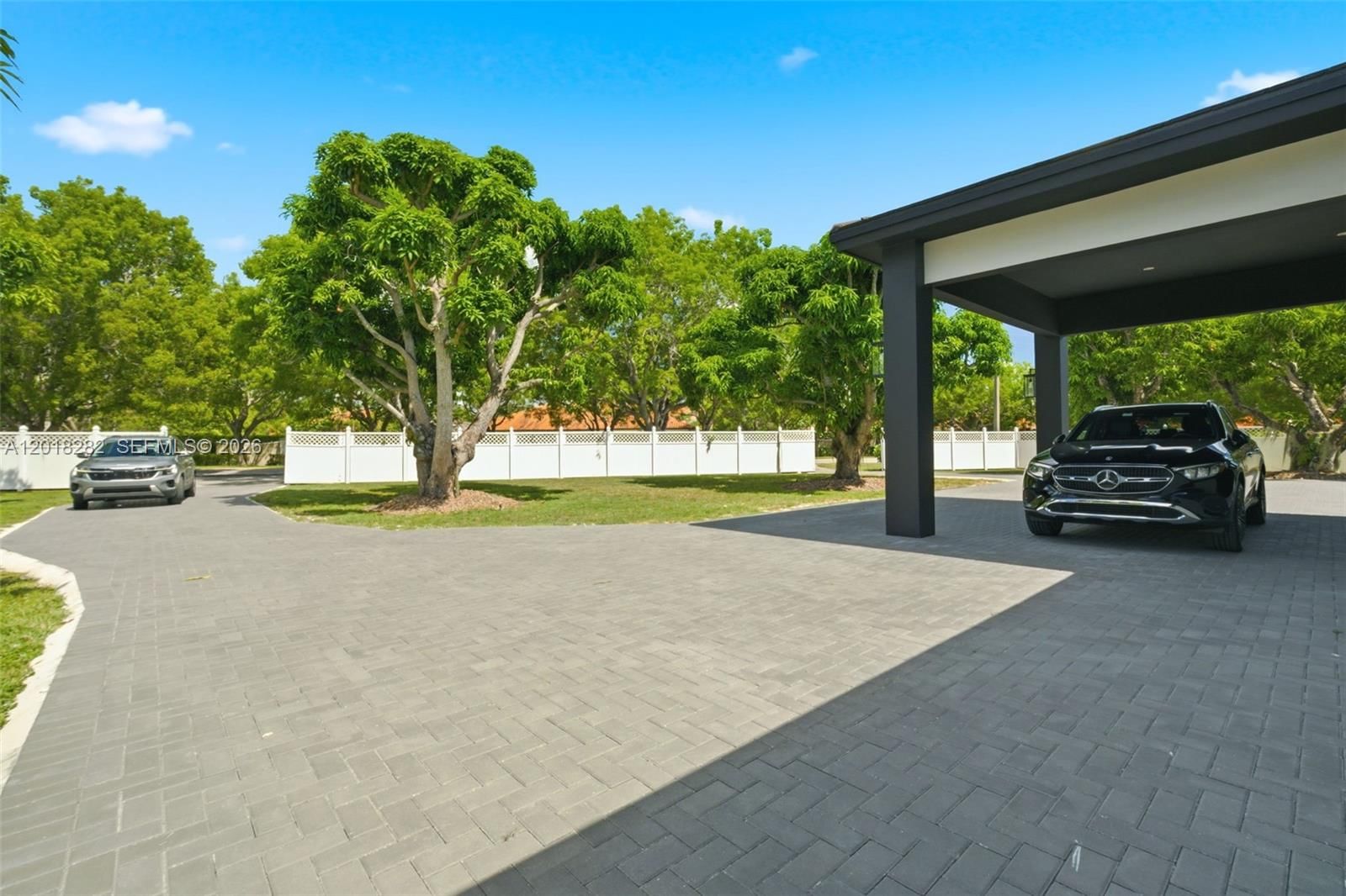 Real estate property located at 18690 Old Cutler Rd, Miami-dade, Perrine Grant Sub, Cutler Bay, FL