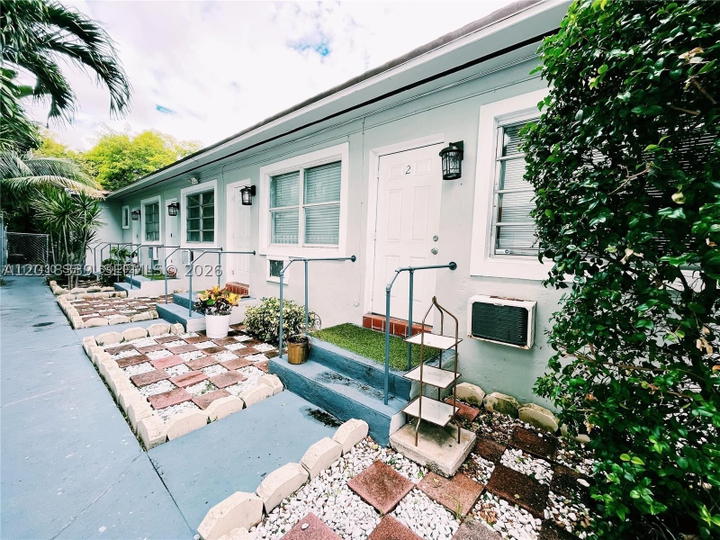 Real estate property located at 7630 Byron Ave, Miami-dade, Altos Del Mar No 3, Miami Beach, FL
