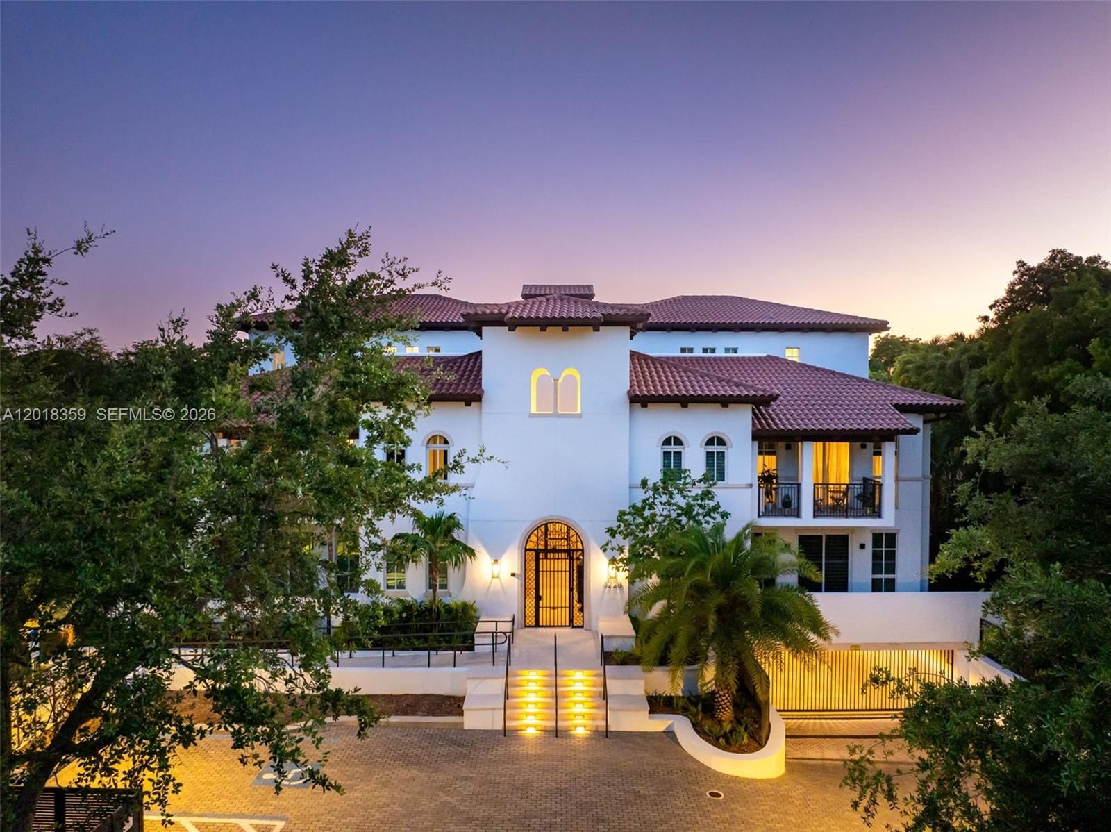 Real estate property located at 1228 Anastasia Ave #304, Miami-dade, Coral Gables Country Club, Coral Gables, FL