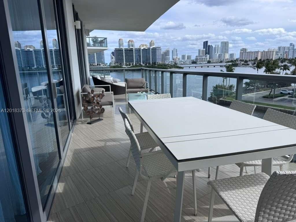 Real estate property located at 3250 188th St #408, Miami-dade, Echo Aventura, Aventura, FL