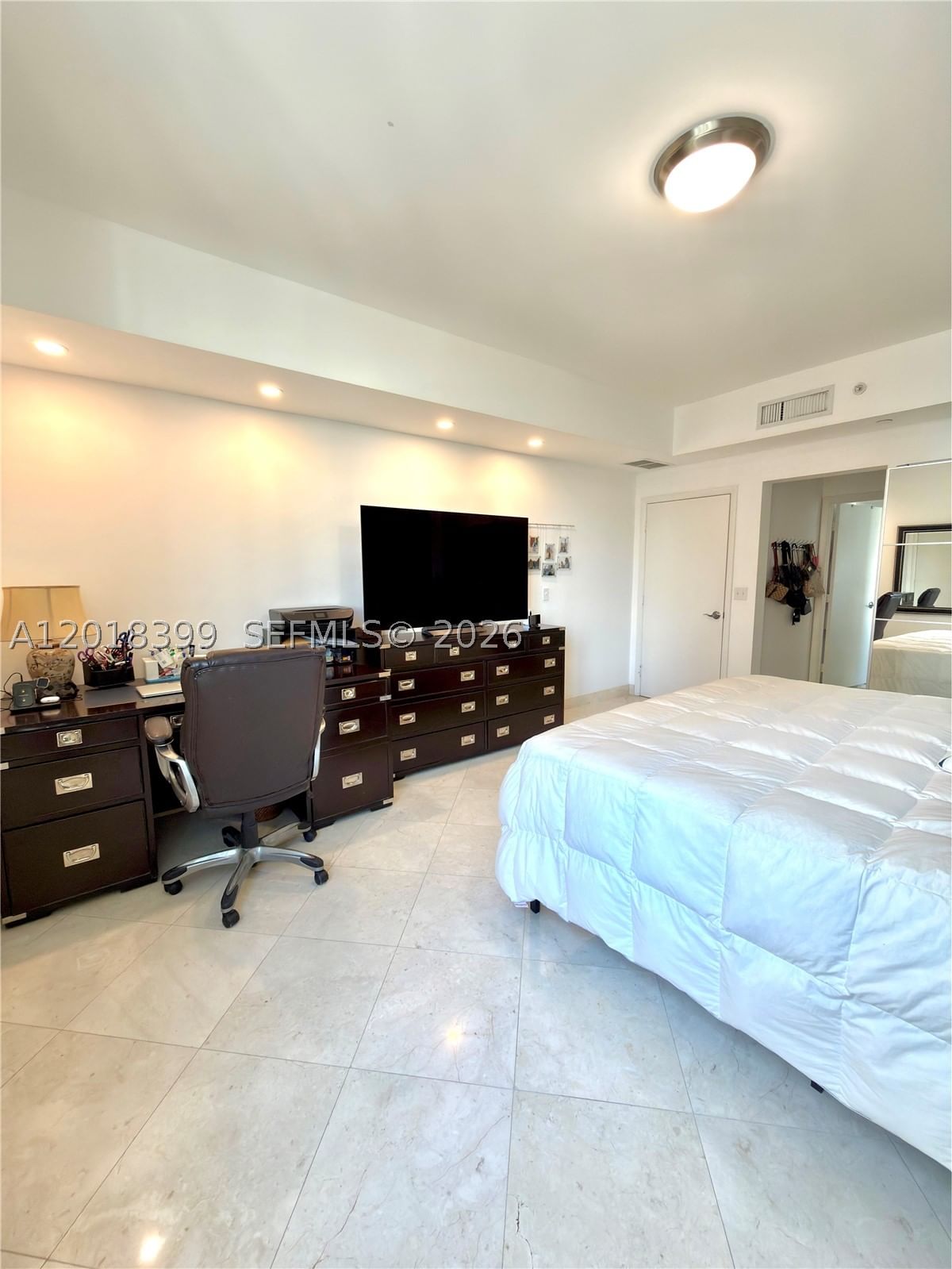 Real estate property located at 3330 190th St #1610, Miami-dade, Aventura Marina Condo Num, Aventura, FL