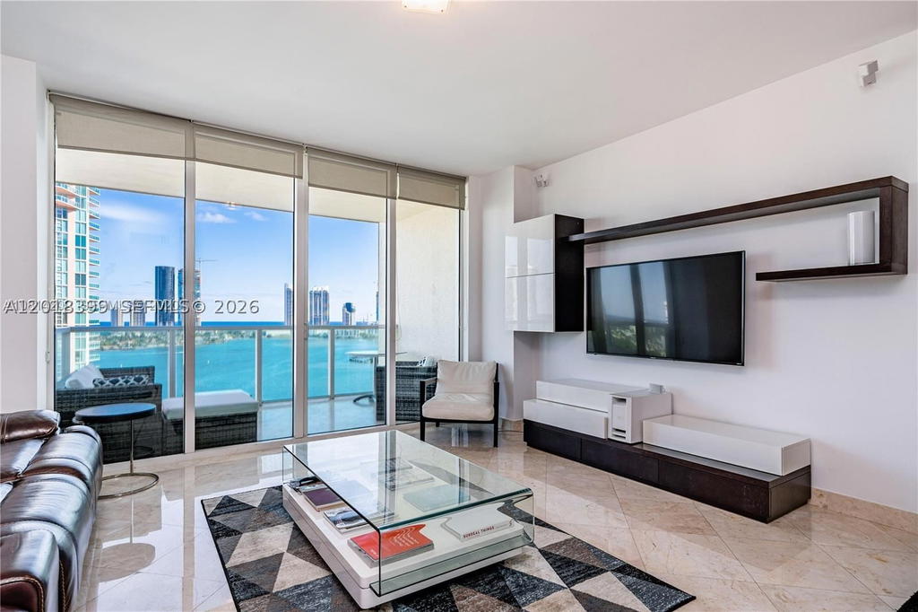 Real estate property located at 3330 190th St #1610, Miami-dade, Aventura Marina Condo Num, Aventura, FL