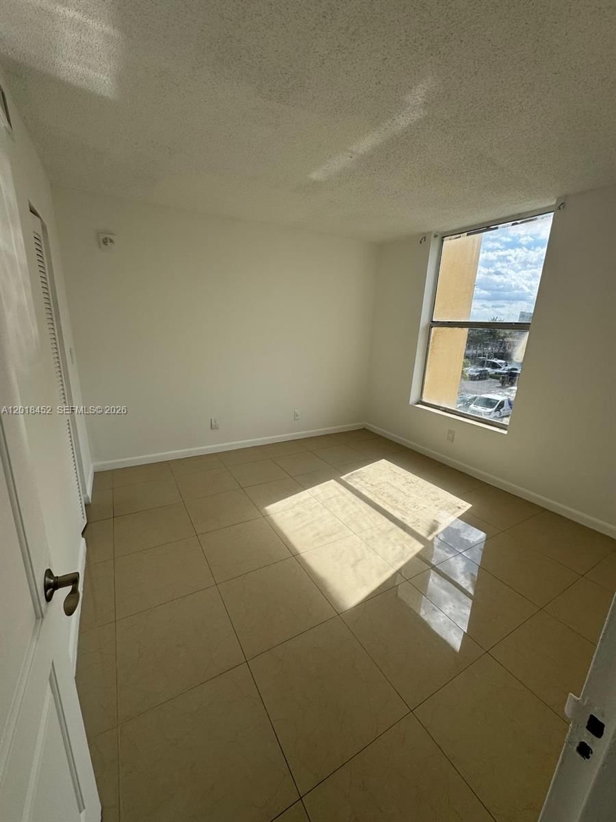 Real estate property located at 2020 135th St #303, Miami-dade, Keystone Towers Condo, North Miami, FL