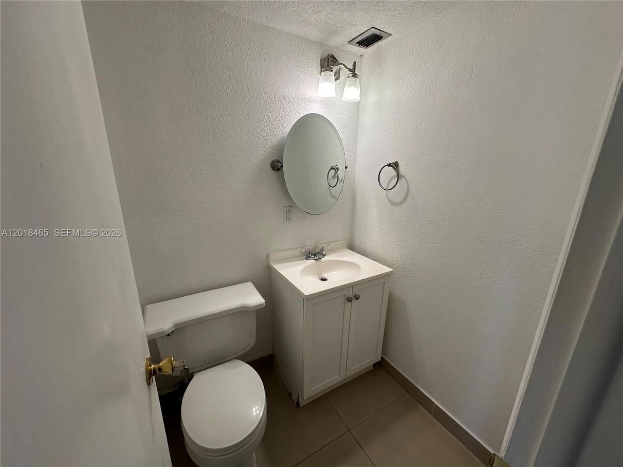 Real estate property located at 7118 Bonita Dr #305, Miami-dade, Fountain Towers Condo, Miami Beach, FL