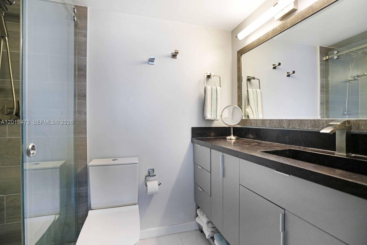 Real estate property located at 1621 Bay Rd PH1, Miami-dade, Bayview Plaza Condo, Miami Beach, FL