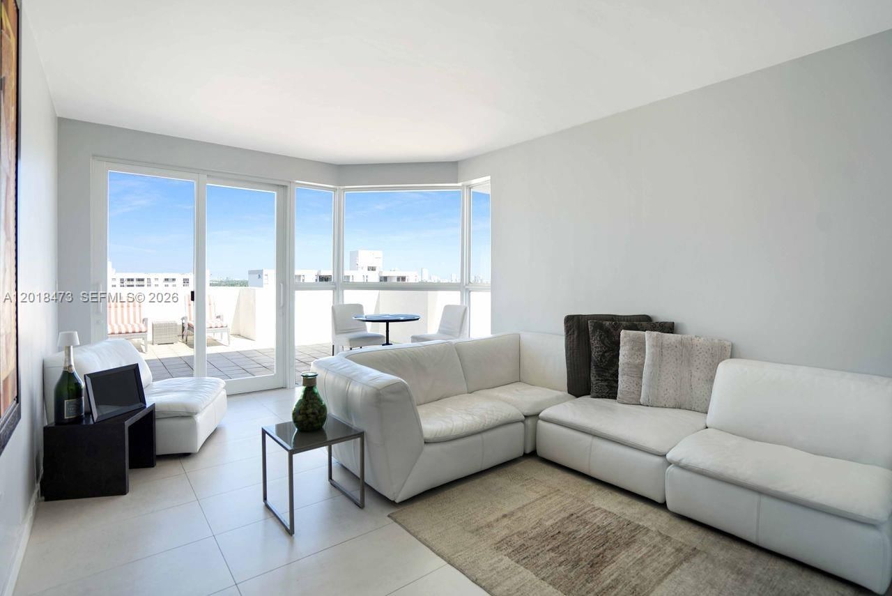 Real estate property located at 1621 Bay Rd PH1, Miami-dade, Bayview Plaza Condo, Miami Beach, FL
