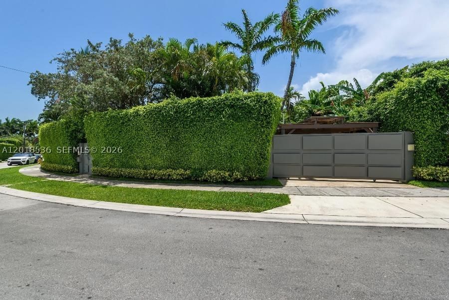 Real estate property located at 830 Dilido Dr, Miami-dade, Di Lido Island, Miami Beach, FL