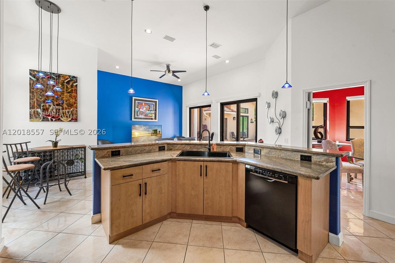 Real estate property located at 1170 166th Ave, Broward, Westfork 1 Plat, Pembroke Pines, FL