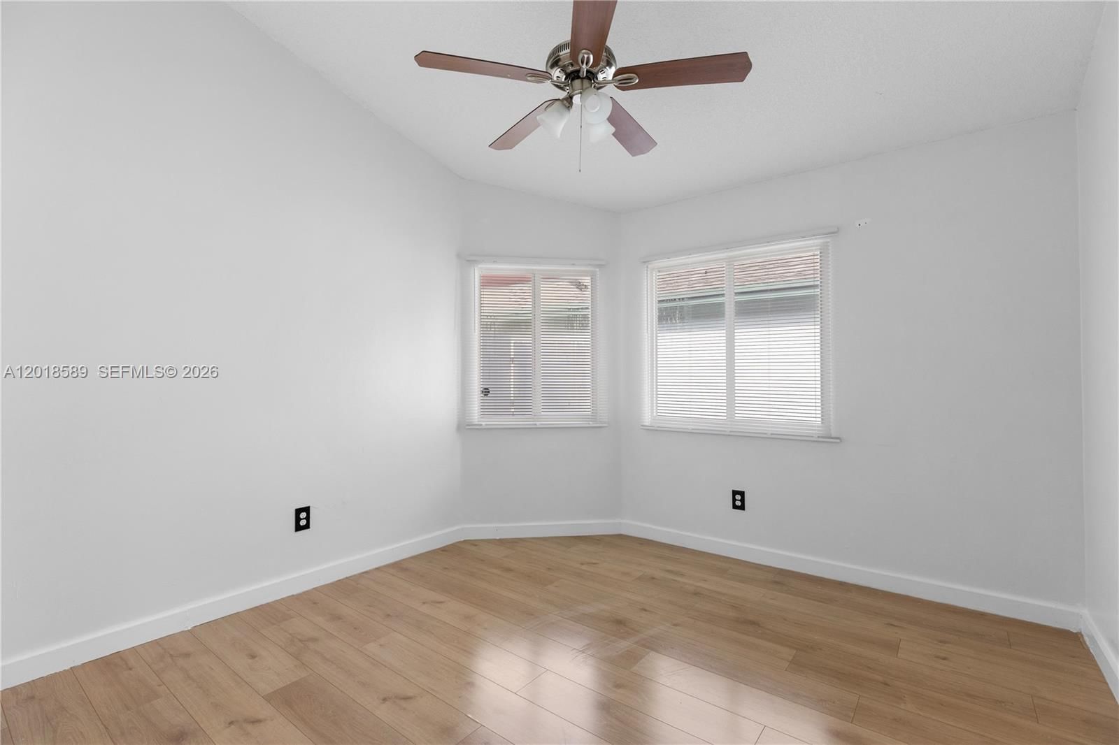 Real estate property located at 1035 Jasmine Ln, Broward, North Lauderdale Division, North Lauderdale, FL