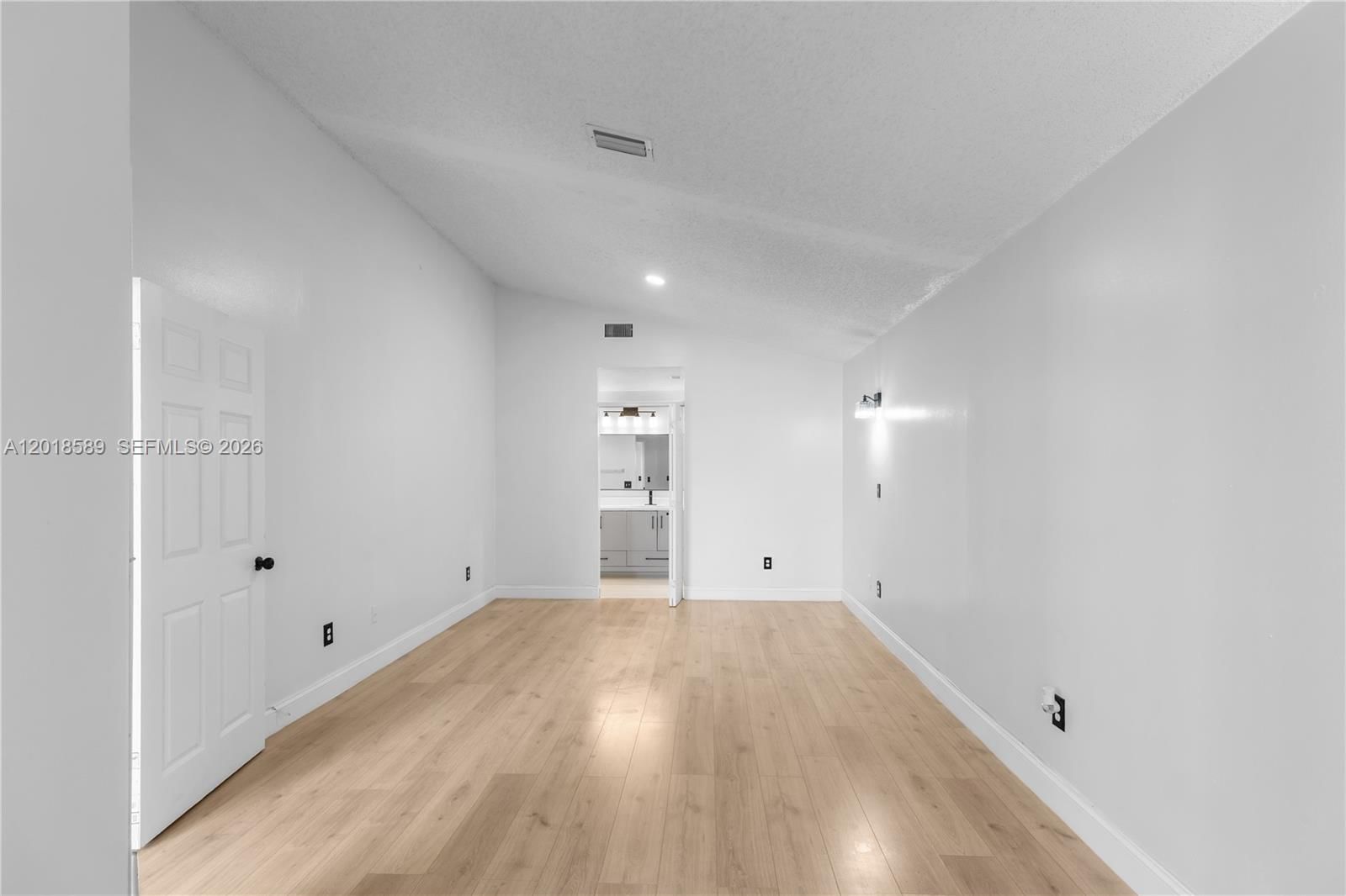 Real estate property located at 1035 Jasmine Ln, Broward, North Lauderdale Division, North Lauderdale, FL