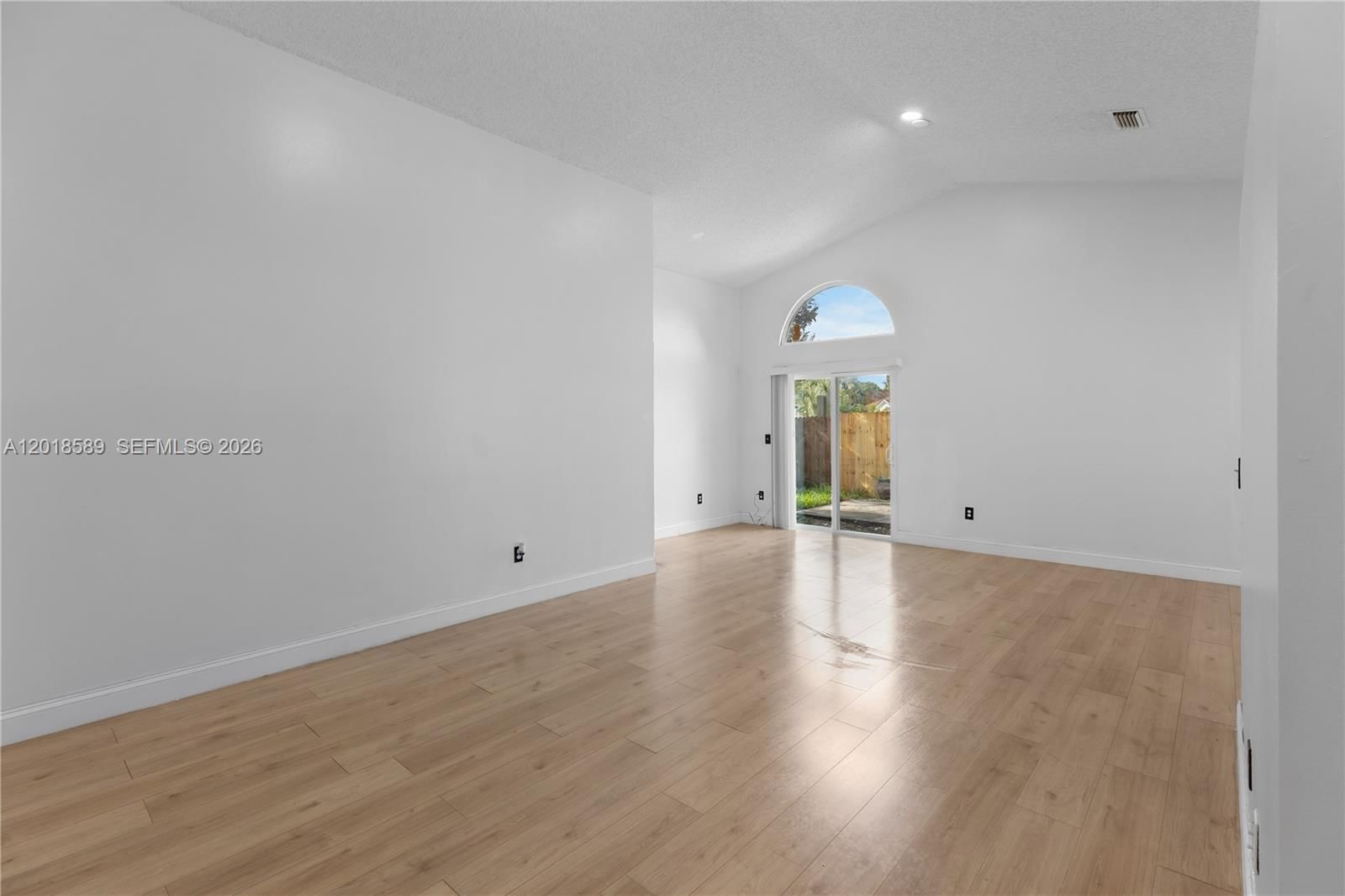 Real estate property located at 1035 Jasmine Ln, Broward, North Lauderdale Division, North Lauderdale, FL