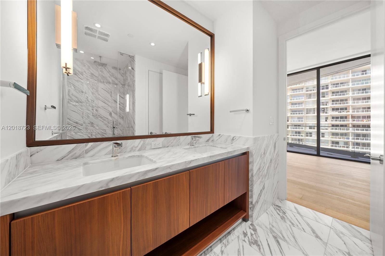Real estate property located at 175 SE 25 RD #804, Miami-dade, Una Residences, Miami, FL