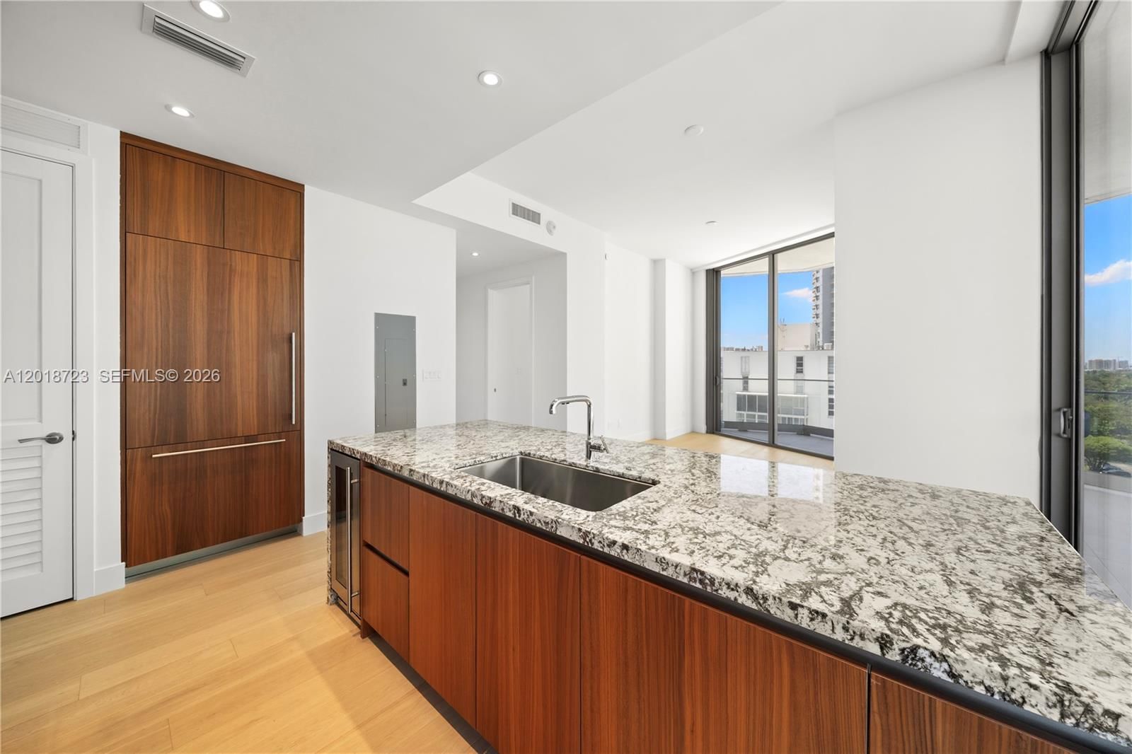 Real estate property located at 175 SE 25 RD #804, Miami-dade, Una Residences, Miami, FL