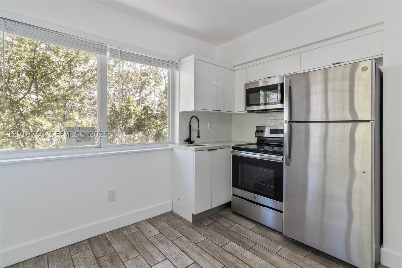 Real estate property located at 2190 14th Ter, Miami-dade, Westmoor, Miami, FL