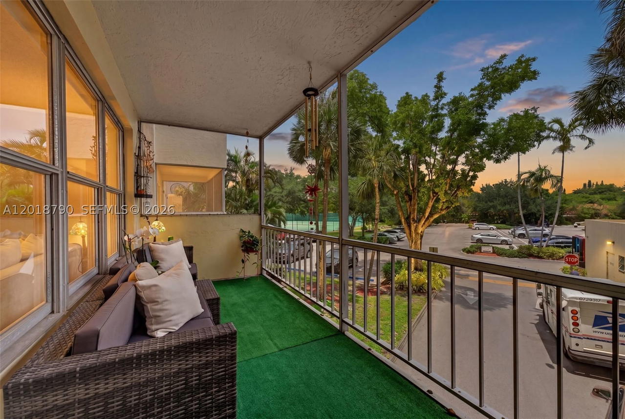 Real estate property located at 10777 Sample Rd #209, Broward, Country Club Tower Of Cor, Coral Springs, FL