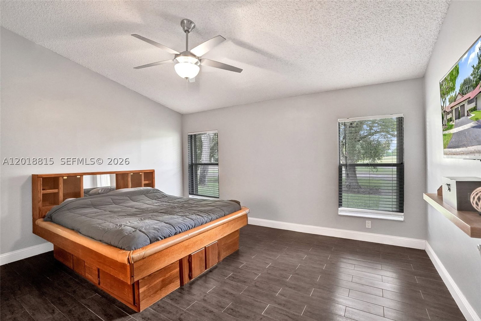 Real estate property located at 9011 61st St, Broward, Landings On Cypress Green, Tamarac, FL