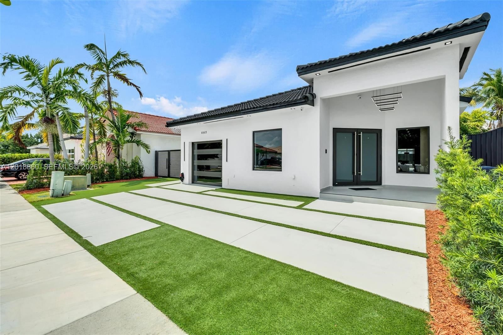 Real estate property located at 8865 148th Ter, Miami-dade, West Lakes Gardens 1st Ad, Miami Lakes, FL