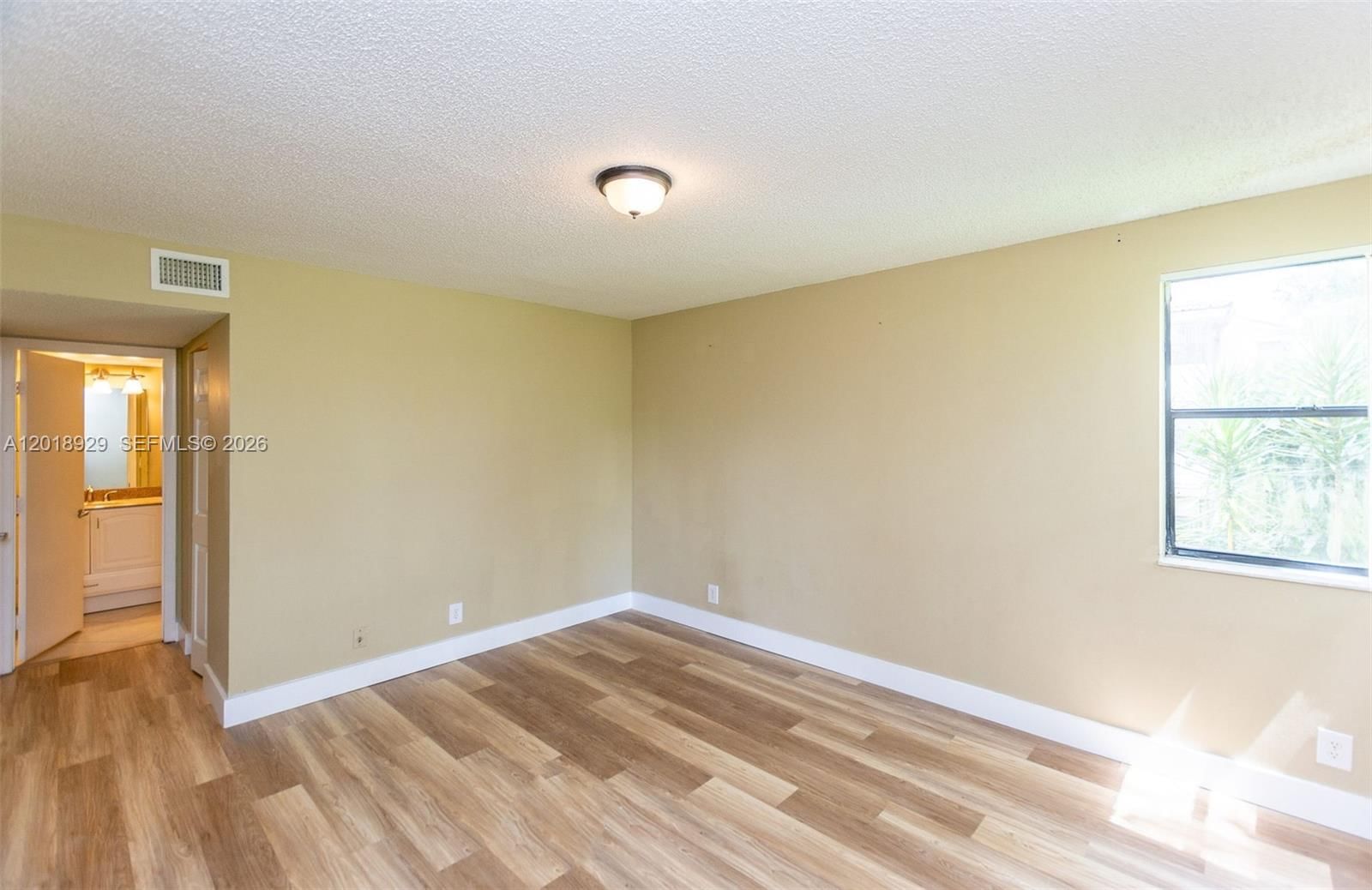 Real estate property located at 5721 Riverside Dr #202B5, Broward, Grand Oasis Condo, Coral Springs, FL
