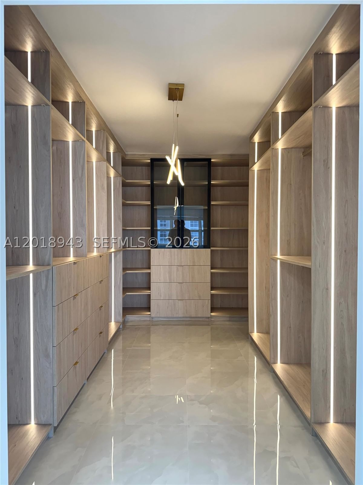 Real estate property located at 3400 Galt Ocean Dr #702S, Broward, Southpoint Condo, Fort Lauderdale, FL