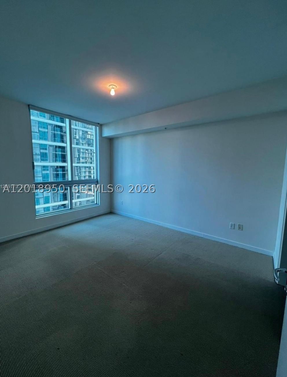 Real estate property located at 300 Biscayne Blvd T-1606, Miami-dade, Met 1 Condo, Miami, FL
