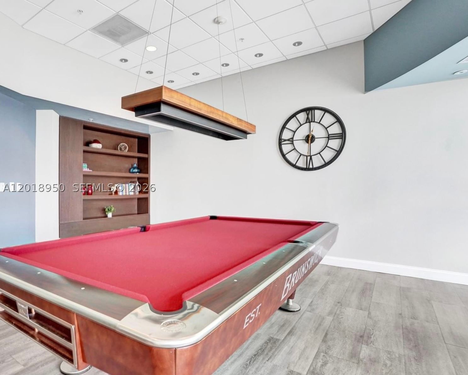 Real estate property located at 300 Biscayne Blvd T-1606, Miami-dade, Met 1 Condo, Miami, FL