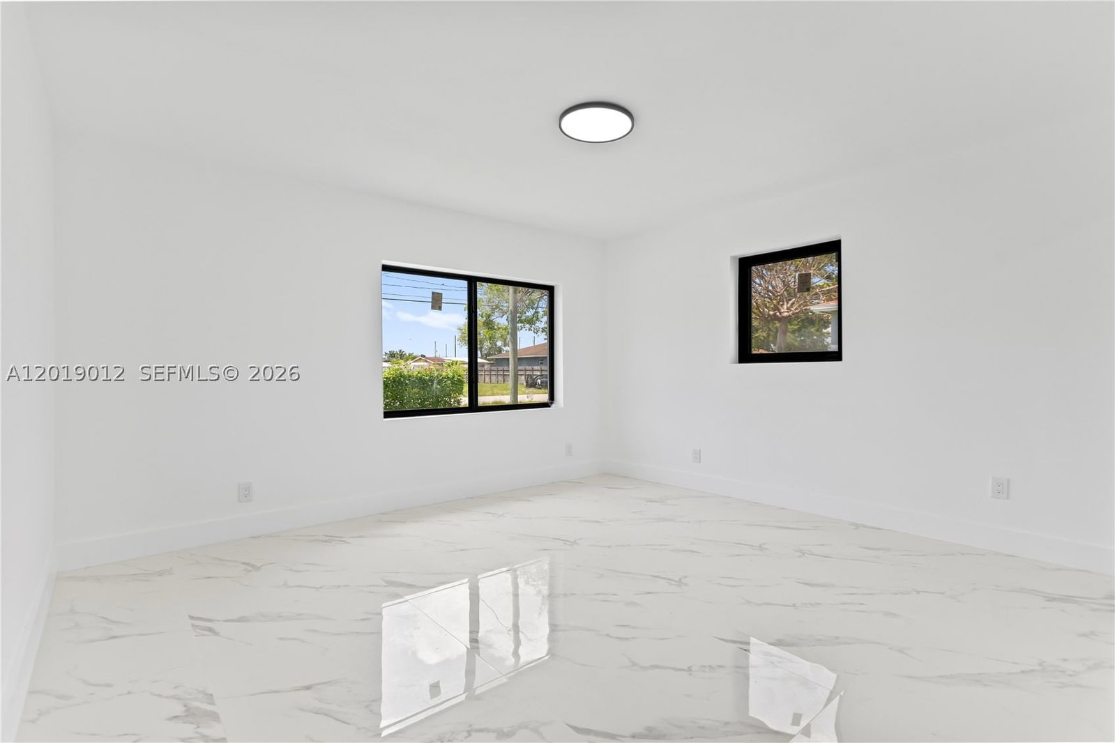 Real estate property located at 12035 214th Ter, Miami-dade, Dixie Pines 2nd Rev, Miami, FL