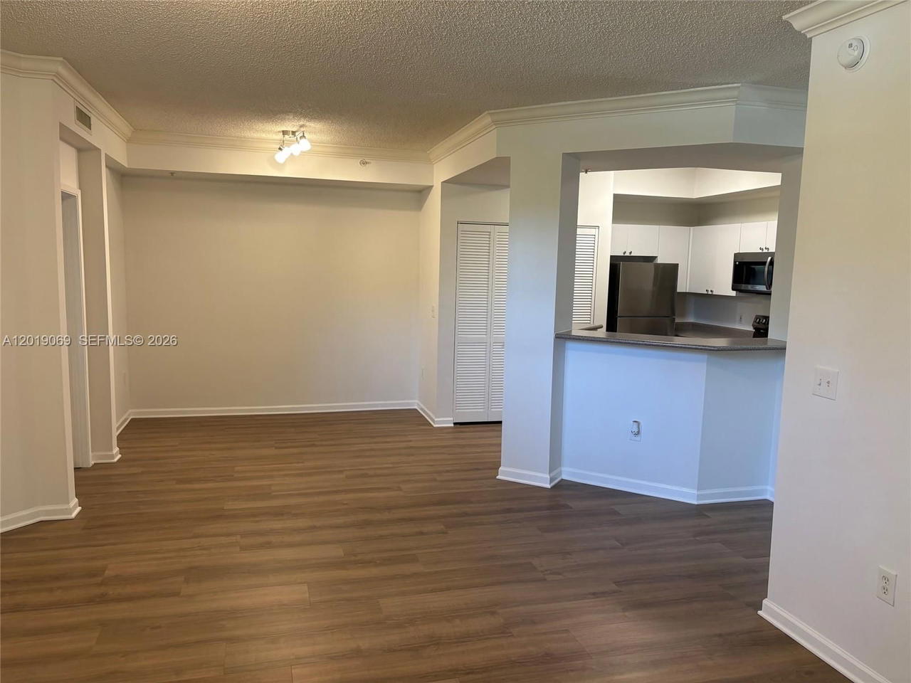 Real estate property located at 1900 Van Buren St #113B, Broward, Regent Park Condo, Hollywood, FL
