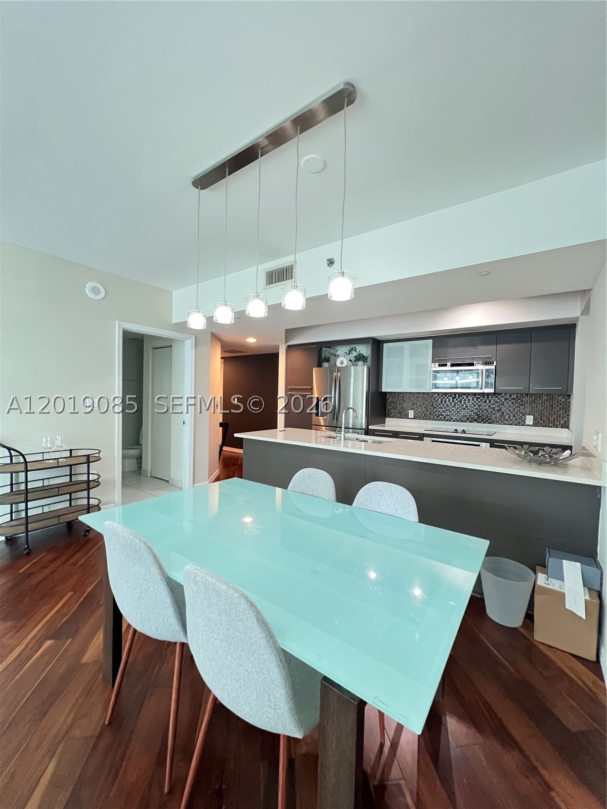 Real estate property located at 55 6th St #3305, Miami-dade, 500 Brickell West Condo, Miami, FL