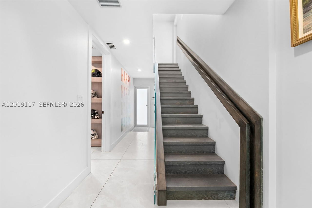 Real estate property located at 3748 Prairie Ave, Miami-dade, Mid Golf Sub 1st Addn, Miami Beach, FL