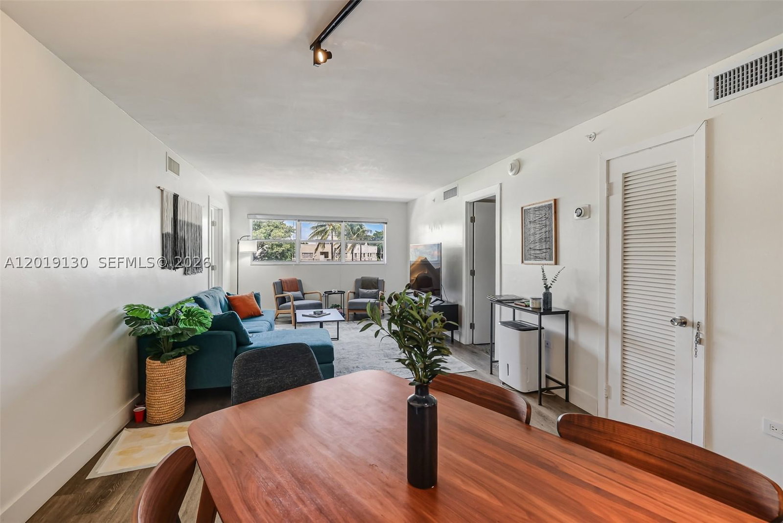 Real estate property located at 1881 Washington Ave #4B, Miami-dade, Octagon Towers I Condo, Miami Beach, FL