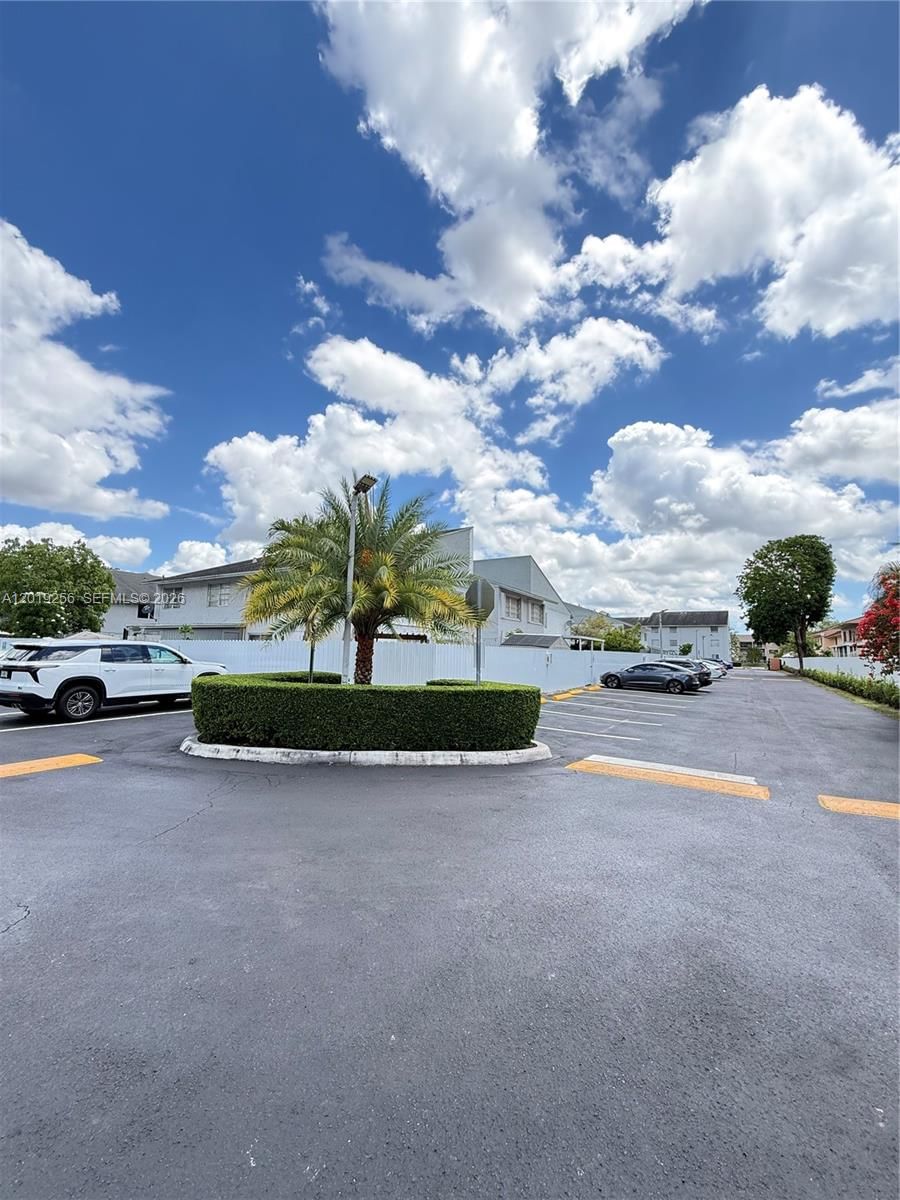 Real estate property located at 8480 156th Pl #620, Miami-dade, South Lake Villas Condo, Miami, FL