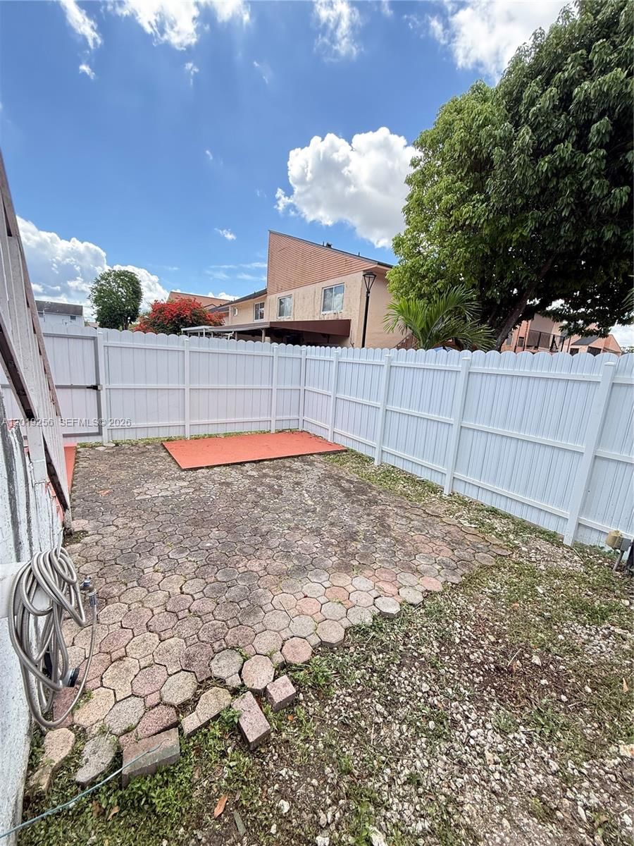 Real estate property located at 8480 156th Pl #620, Miami-dade, South Lake Villas Condo, Miami, FL