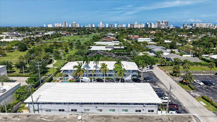 Real estate property located at 2115 37th Dr #120, Broward, Coral Ridge Country Club, Fort Lauderdale, FL