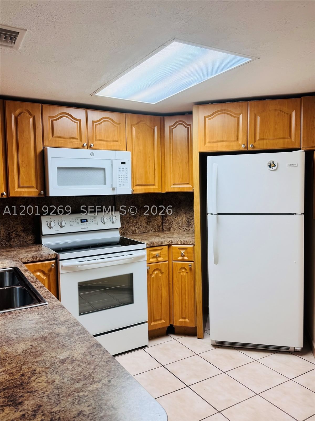 Real estate property located at 10241 9th St Cir #107-5, Miami-dade, West Fontaine Condo, Miami, FL