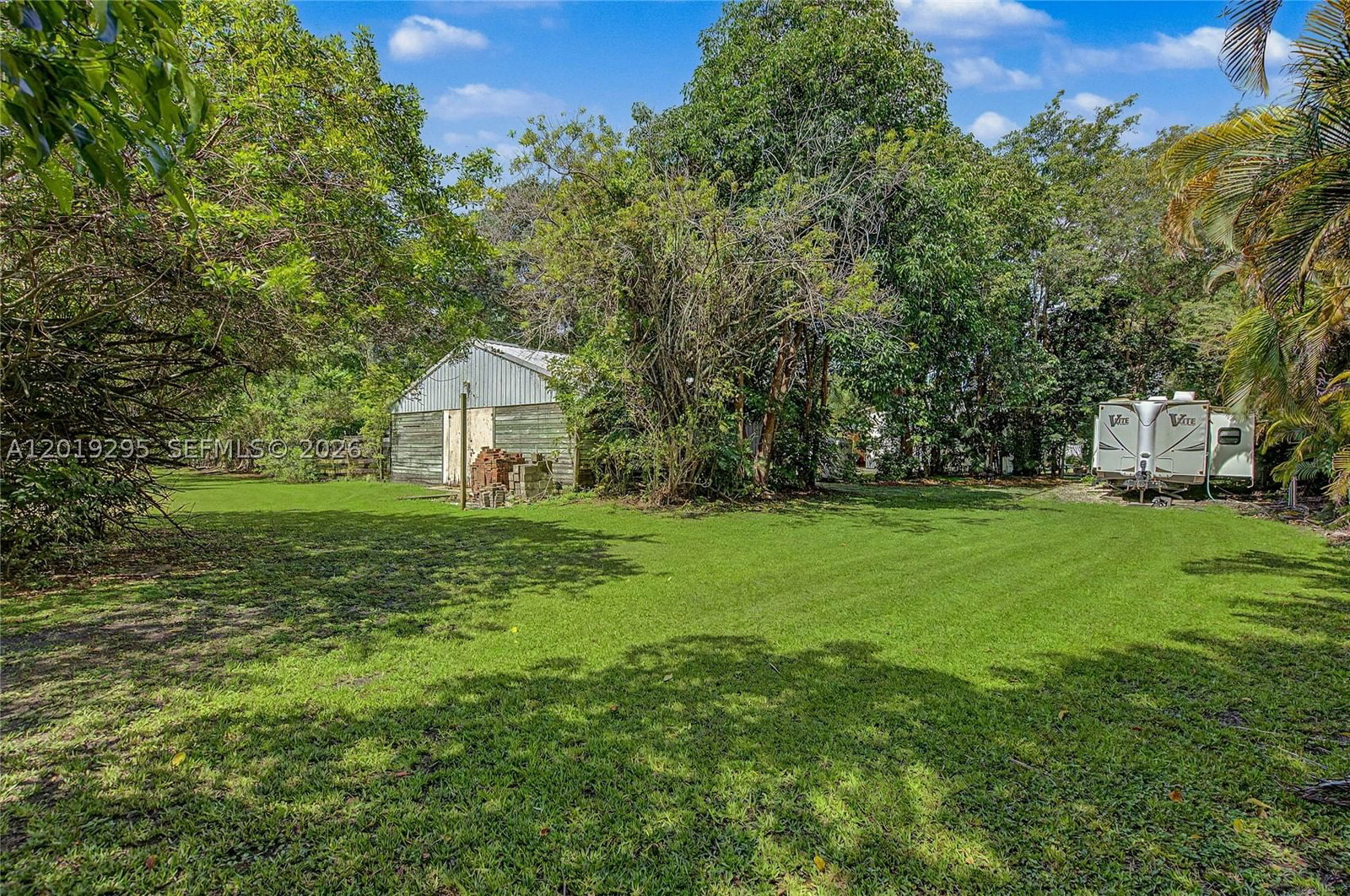 Real estate property located at 13811 26th St, Broward, Fla Fruit Lands Co, Davie, FL