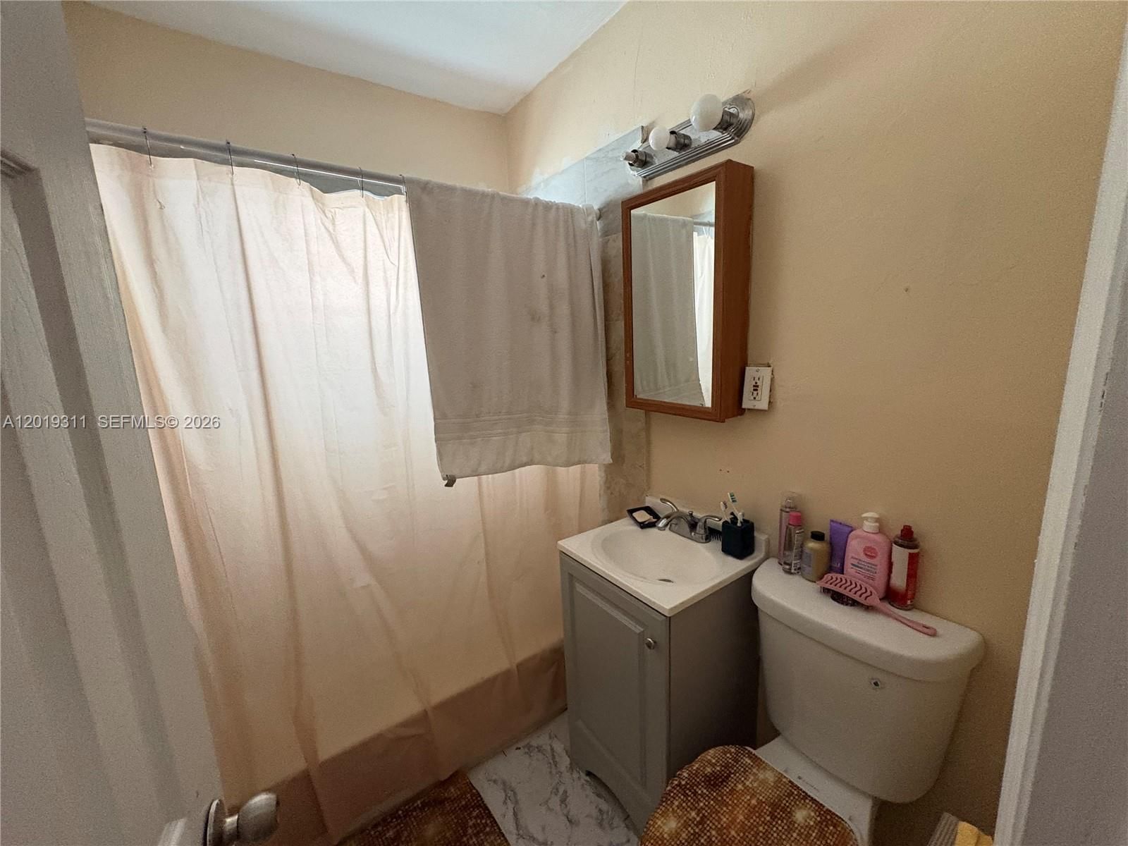 Real estate property located at 1250 131st St, Miami-dade, Breezy Heights 1st Addn, North Miami, FL
