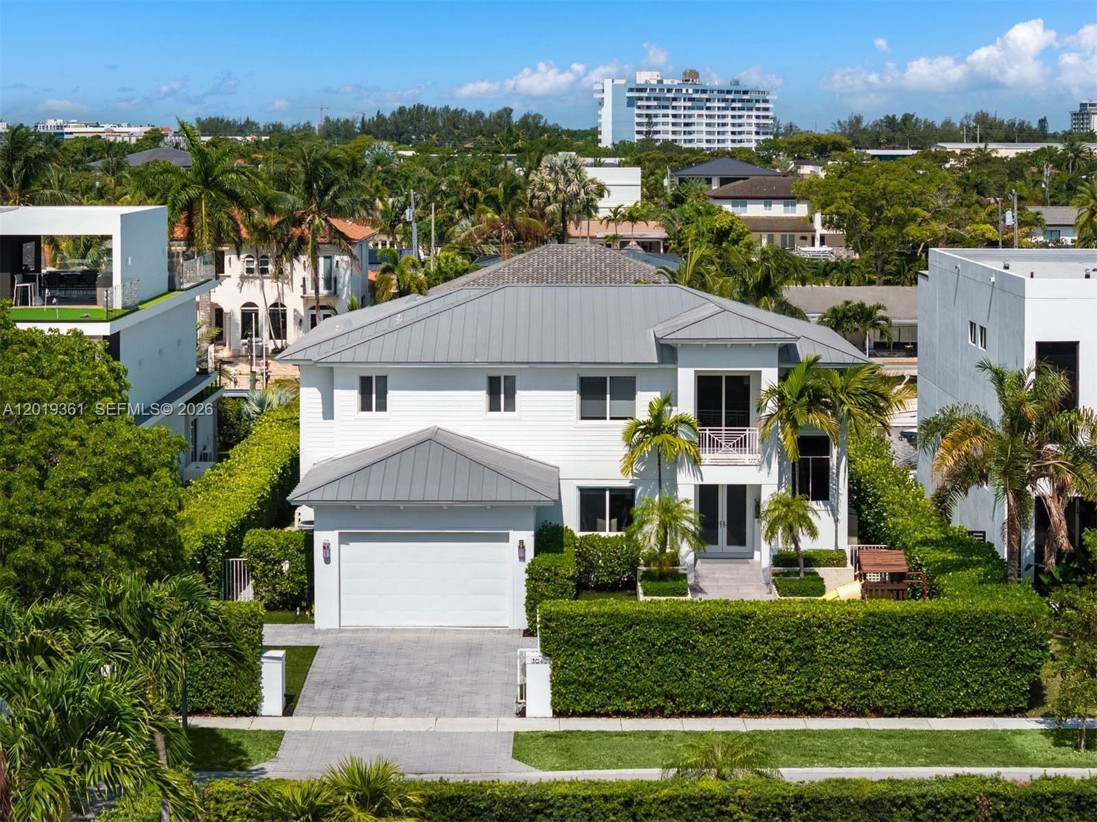 Real estate property located at 13040 Bayshore Dr, Miami-dade, Coronado Harbor, North Miami, FL