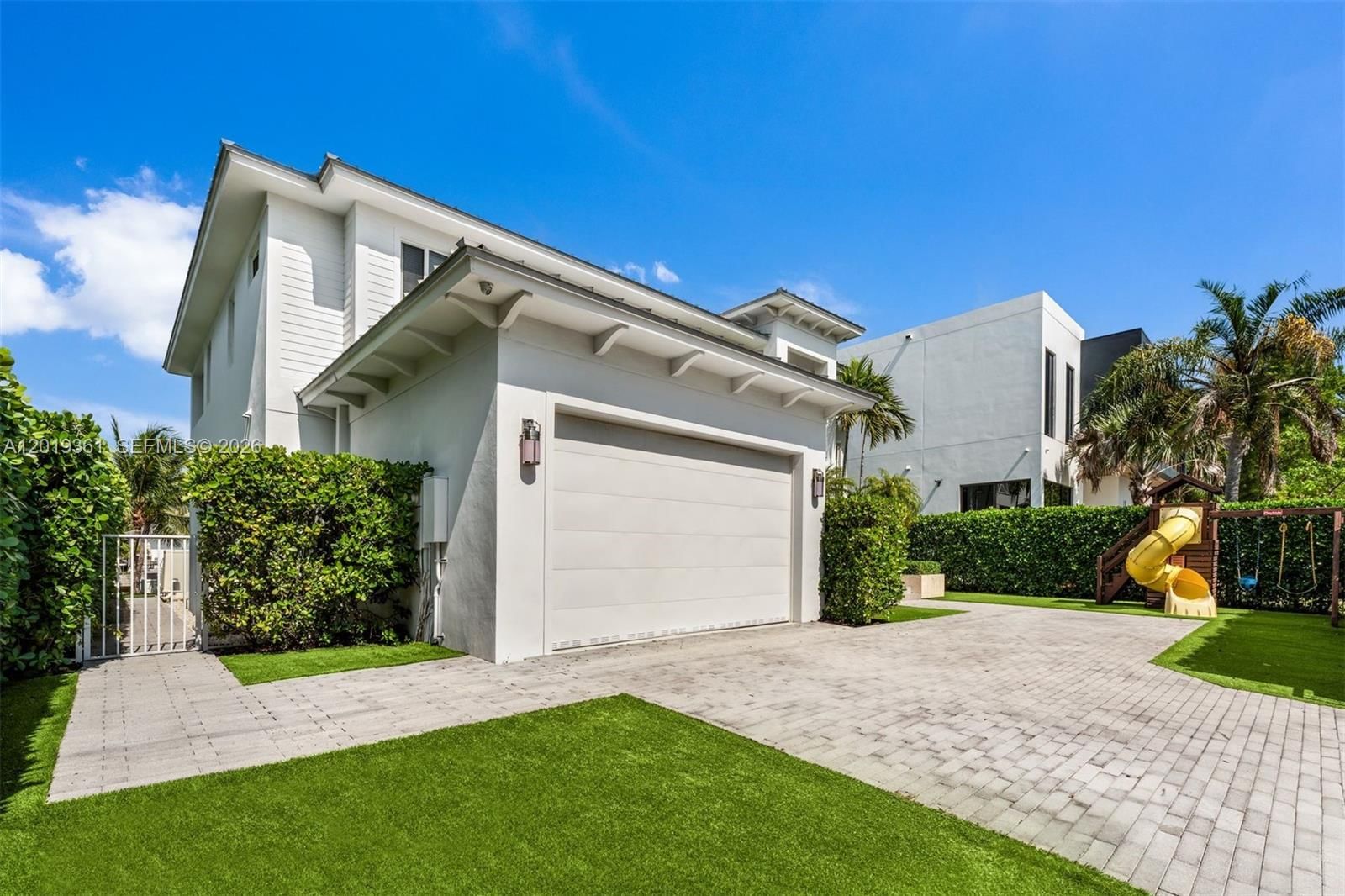 Real estate property located at 13040 Bayshore Dr, Miami-dade, Coronado Harbor, North Miami, FL